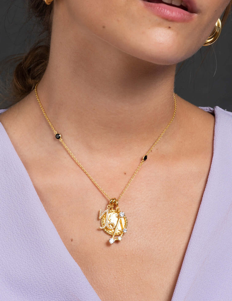 Lavani Collar Triple Zodiaco Capricornio