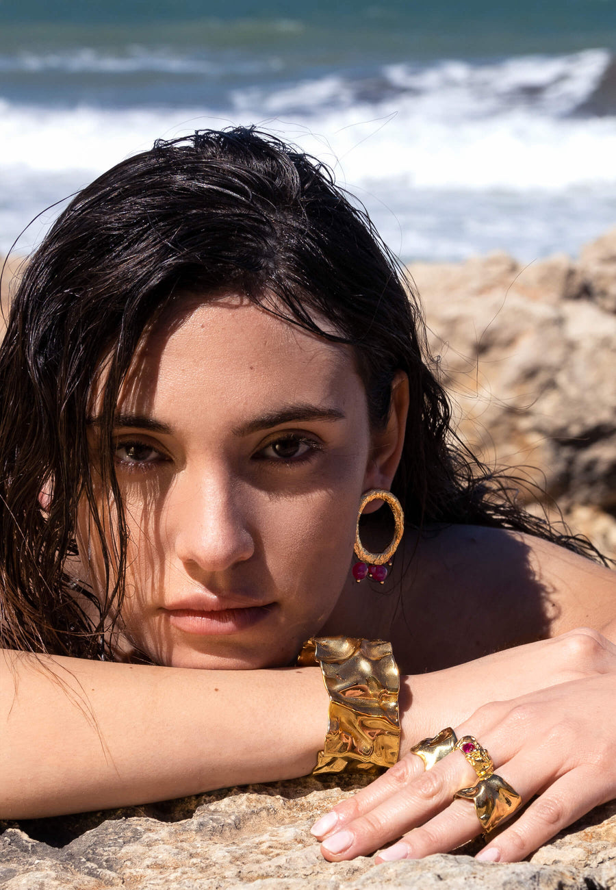 Lavani Pendientes Adara Fucsia