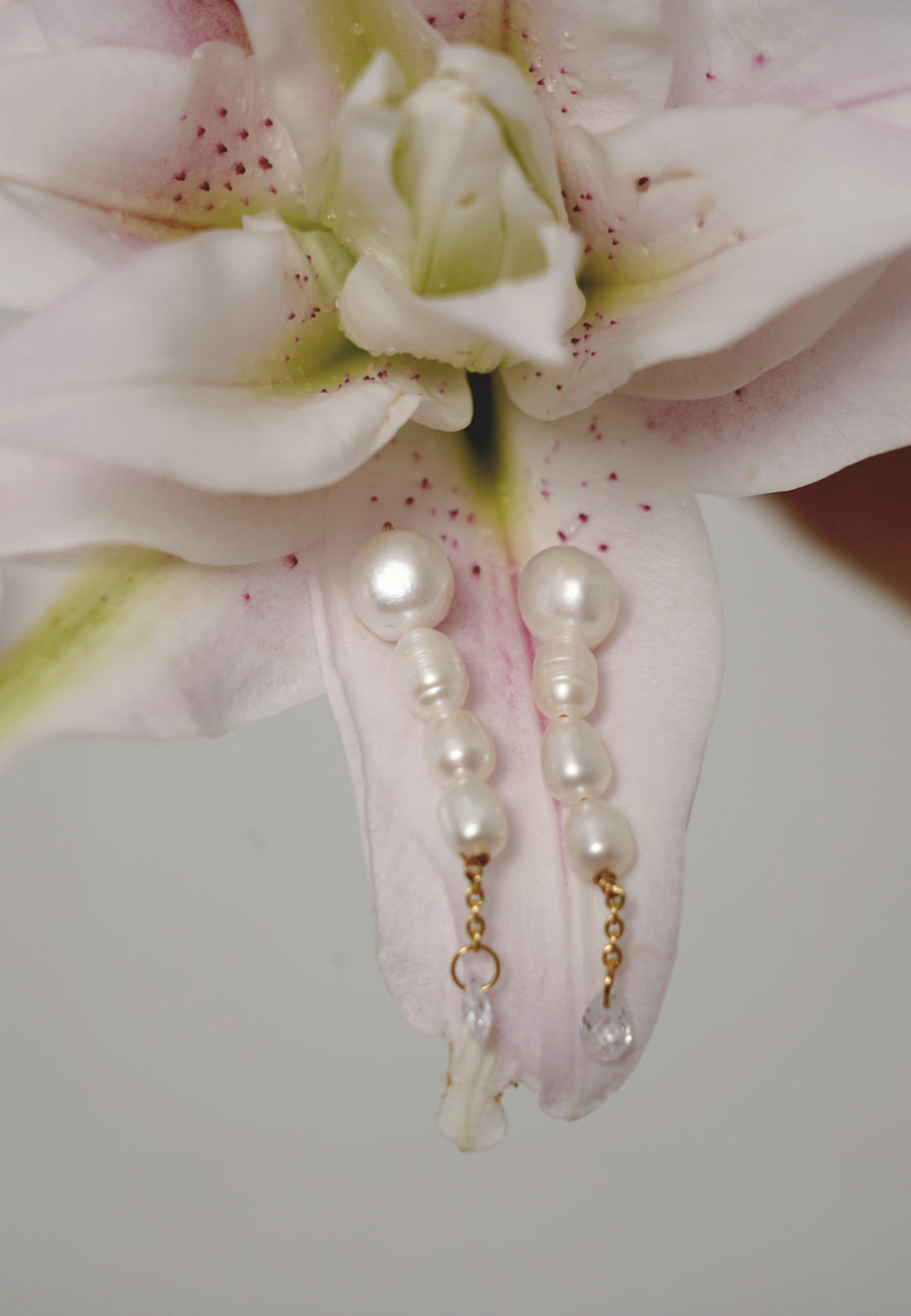 Lavani Pendientes Brisa Perlas Mini