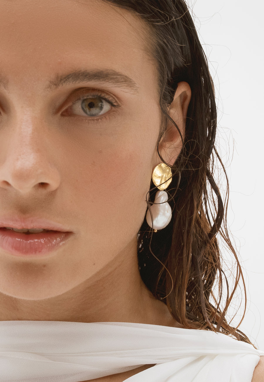 Lavani Pendientes Ondina Perla