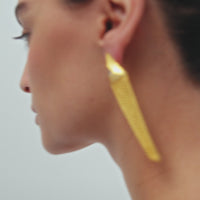 Lavani Pendientes Ópera Triángulo