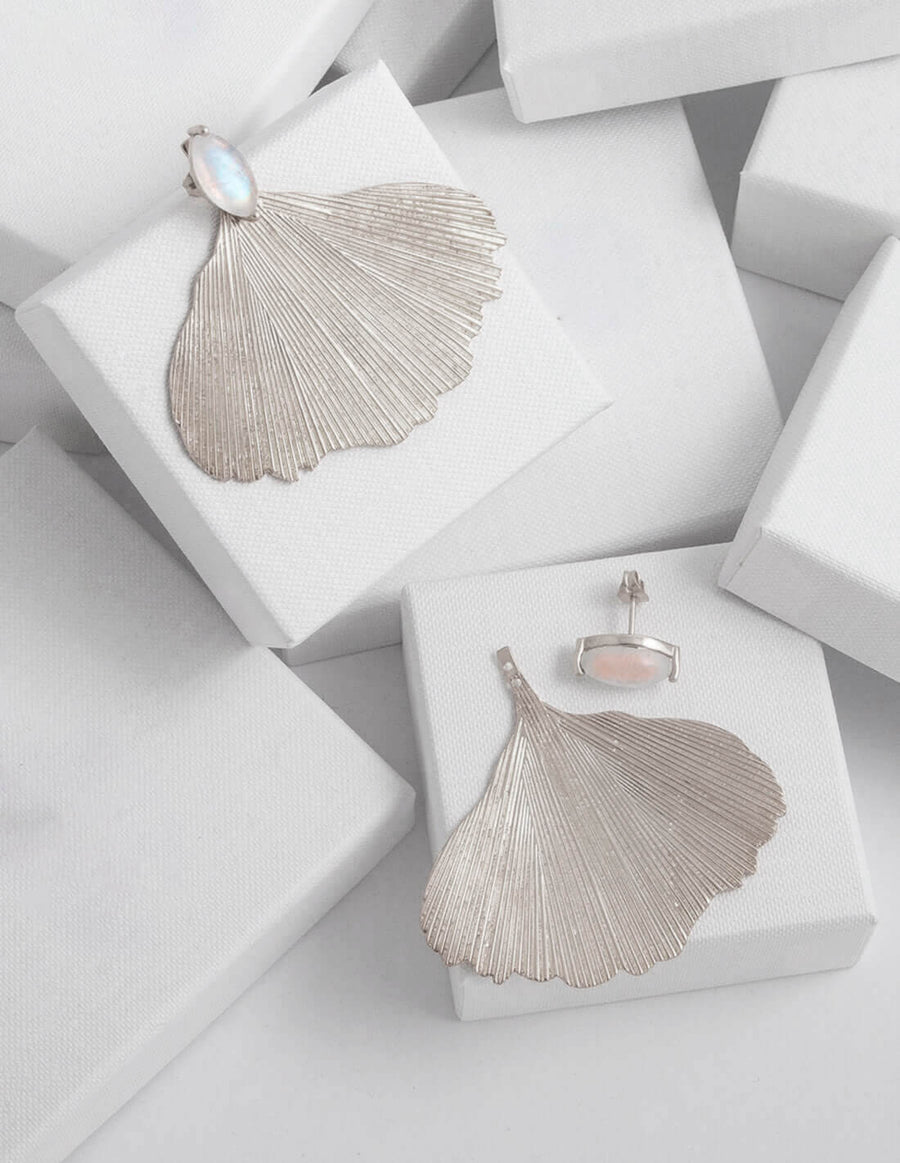 Lavani Pendientes Plata Grinko