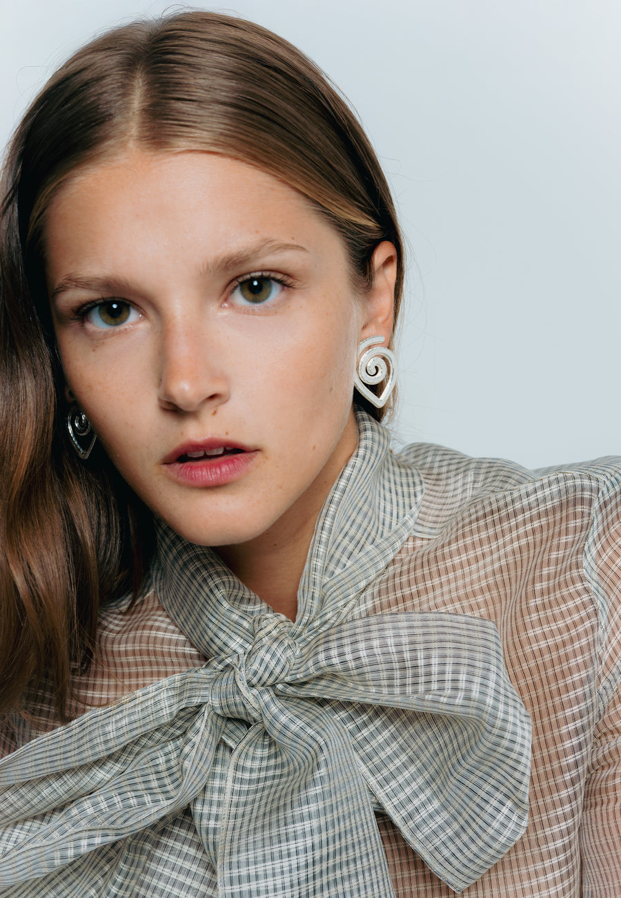 Lavani Pendientes Spiral Plateados