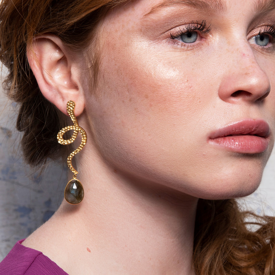 Lavani Pendientes Thar Gris