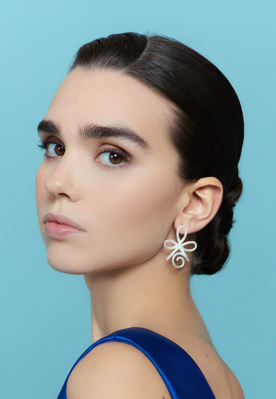 Lavani Pendientes Unconditional Love Plata