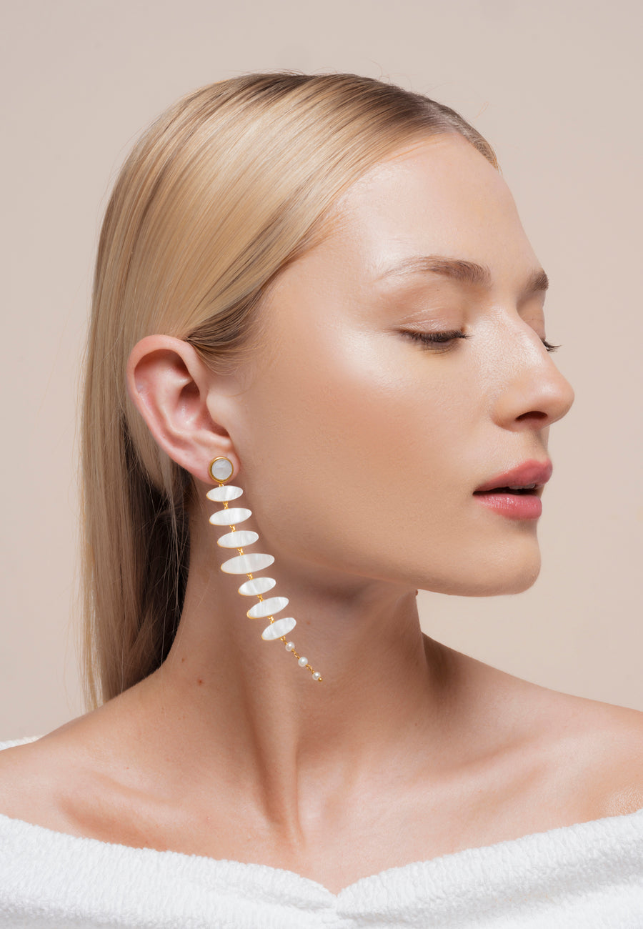 Lavani Pendientes Zenith Blanco