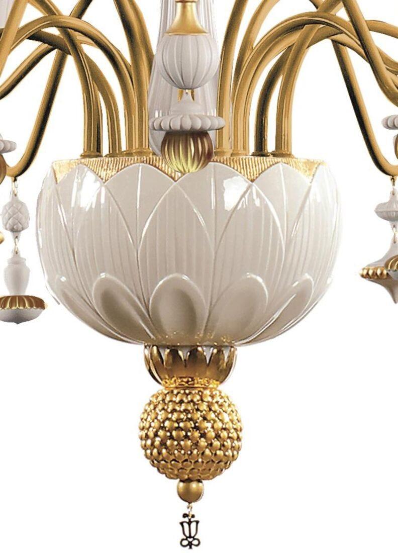 Lladro Chandelier Ivy And Seed 16 Luces. Mediano Plano. Lustre Oro (CE/UK/CCC)