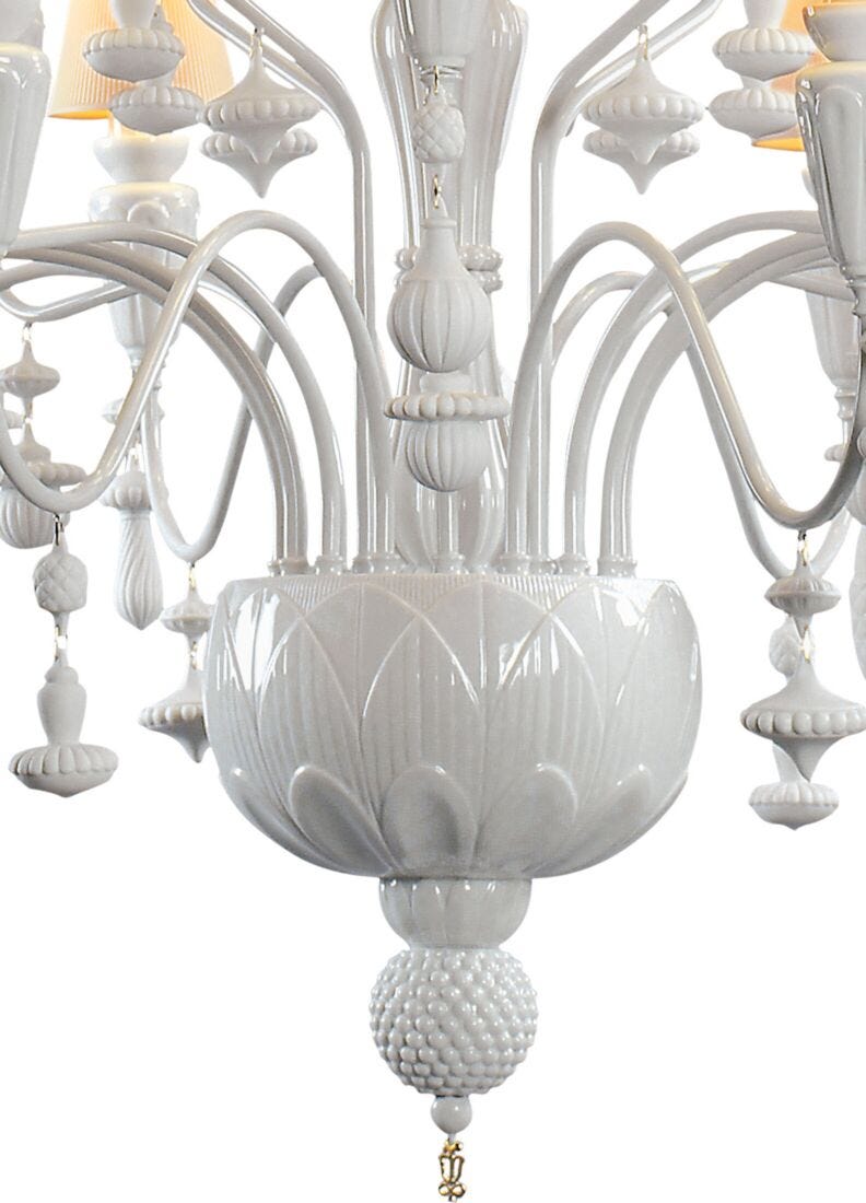 Lladro Chandelier Ivy And Seed 20 Luces. Mediano. Blanco (CE/UK/CCC)