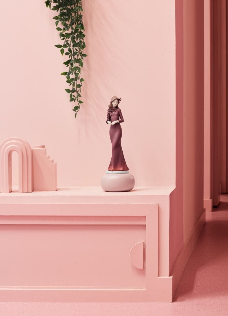 Lladro Escultura Haute Allure Estilo Eterno. Serie Limitada