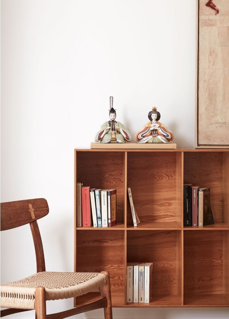 Lladro Escultura Hina Dolls. Verde-amarillo. Serie Limitada