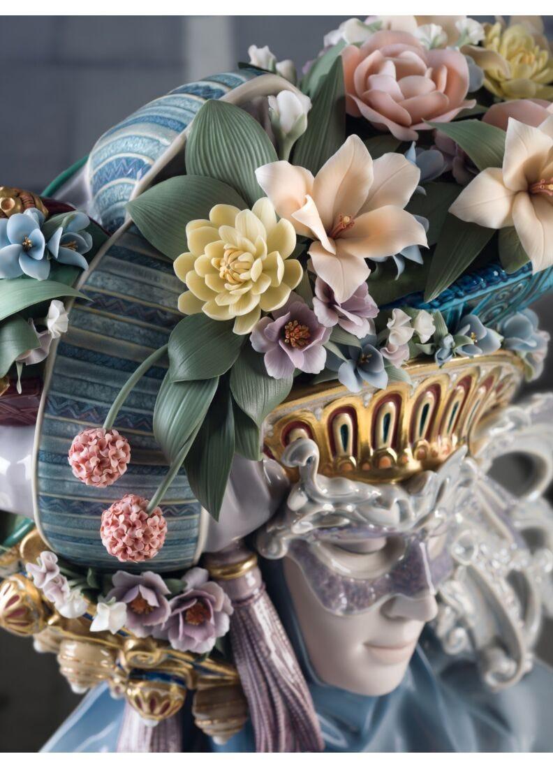 Lladro Escultura Mujer Fantasía Veneciana. Serie Limitada