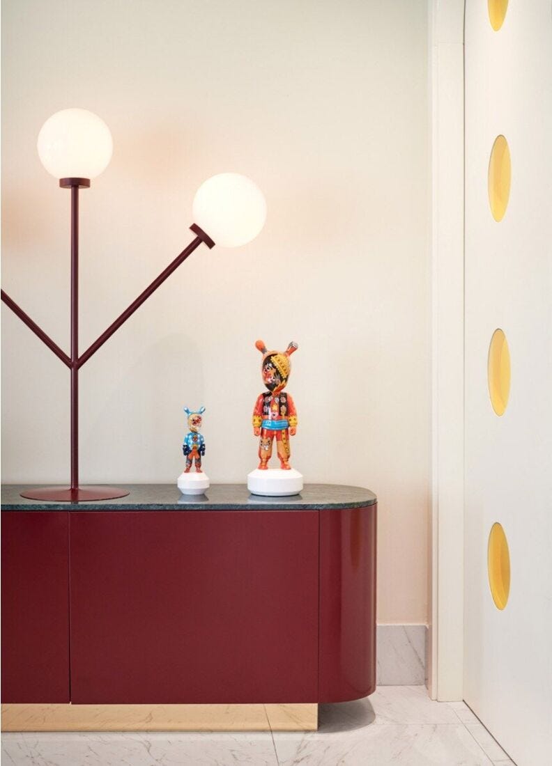 Lladro Escultura The Guest By Ricardo Cavolo. Modelo Pequeño. Serie Numerada