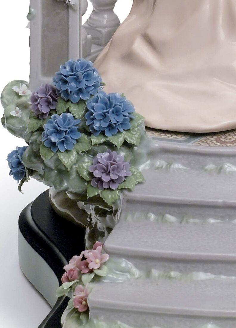 Lladro Figura Joven Pareja Amor Bajo La Luna. Serie Limitada