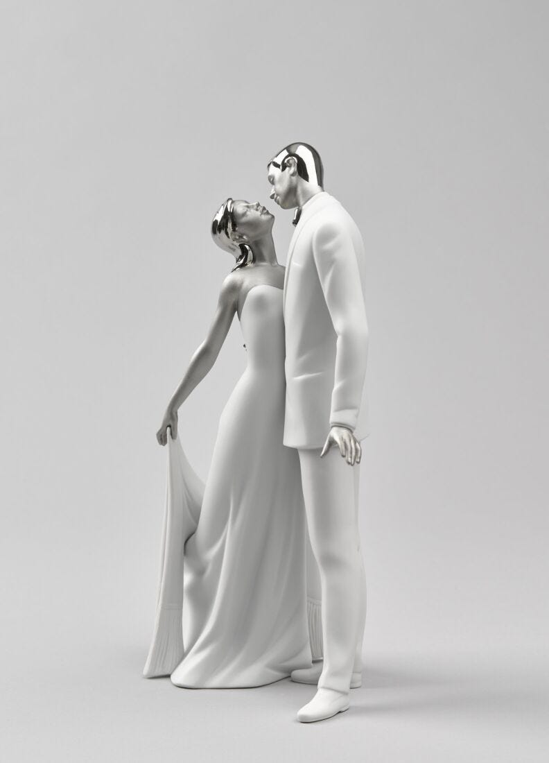 Lladro Figura Joven Pareja Feliz Aniversario. Lustre Plata