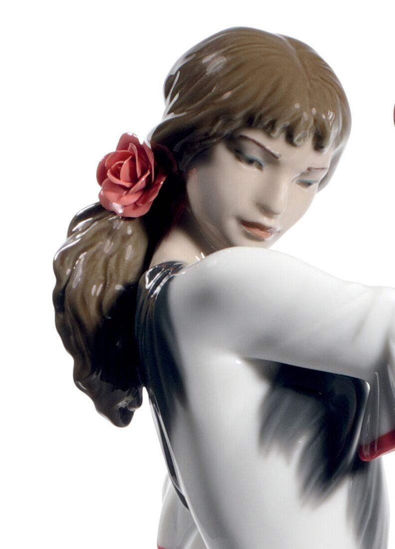 Lladro Figura Mujer Alma Y Pasión. 60 Aniversario. Rojo