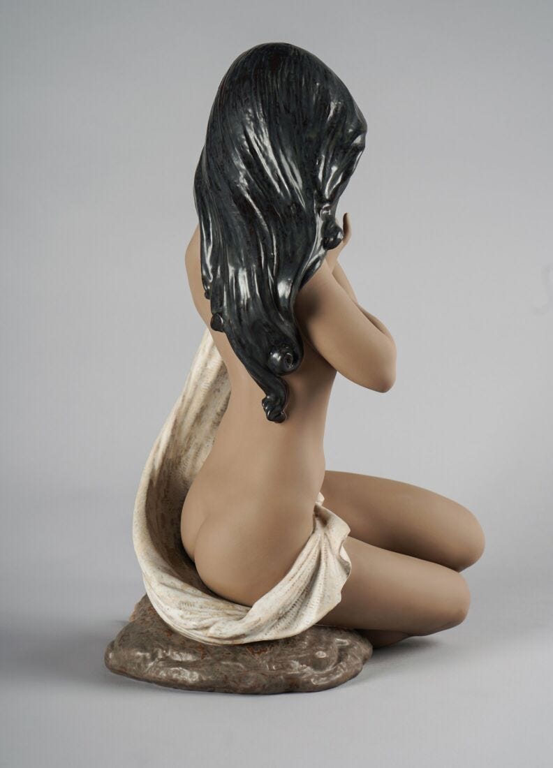 Lladro Figura Mujer Cándida Luz De Luna. Serie Limitada