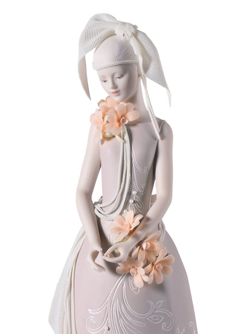 Lladro Figura Mujer Haute Allure Modelo Exclusivo. Serie Limitada