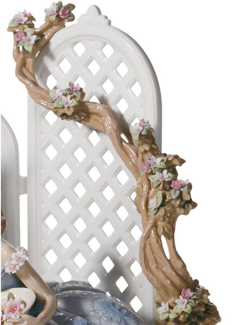 Lladro Figura Mujeres Jardin Romántico. Serie Limitada