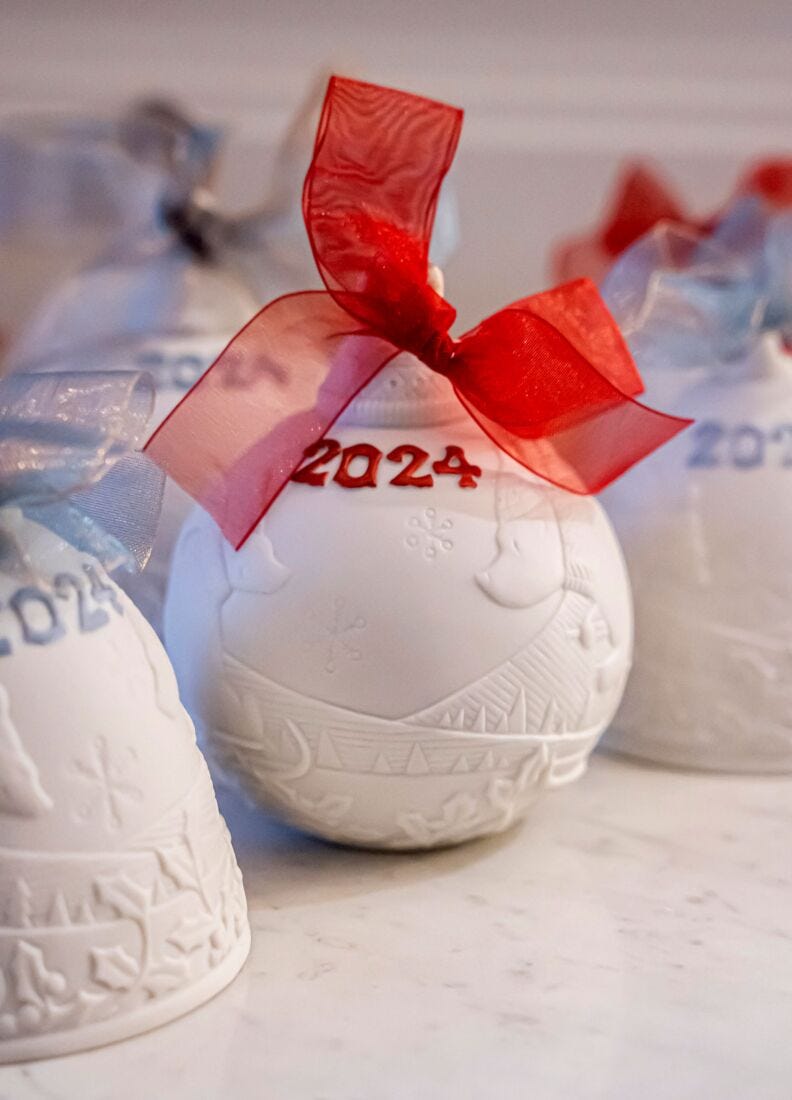 Lladro Bola Navidad 2024 (Re-Deco Rojo)
