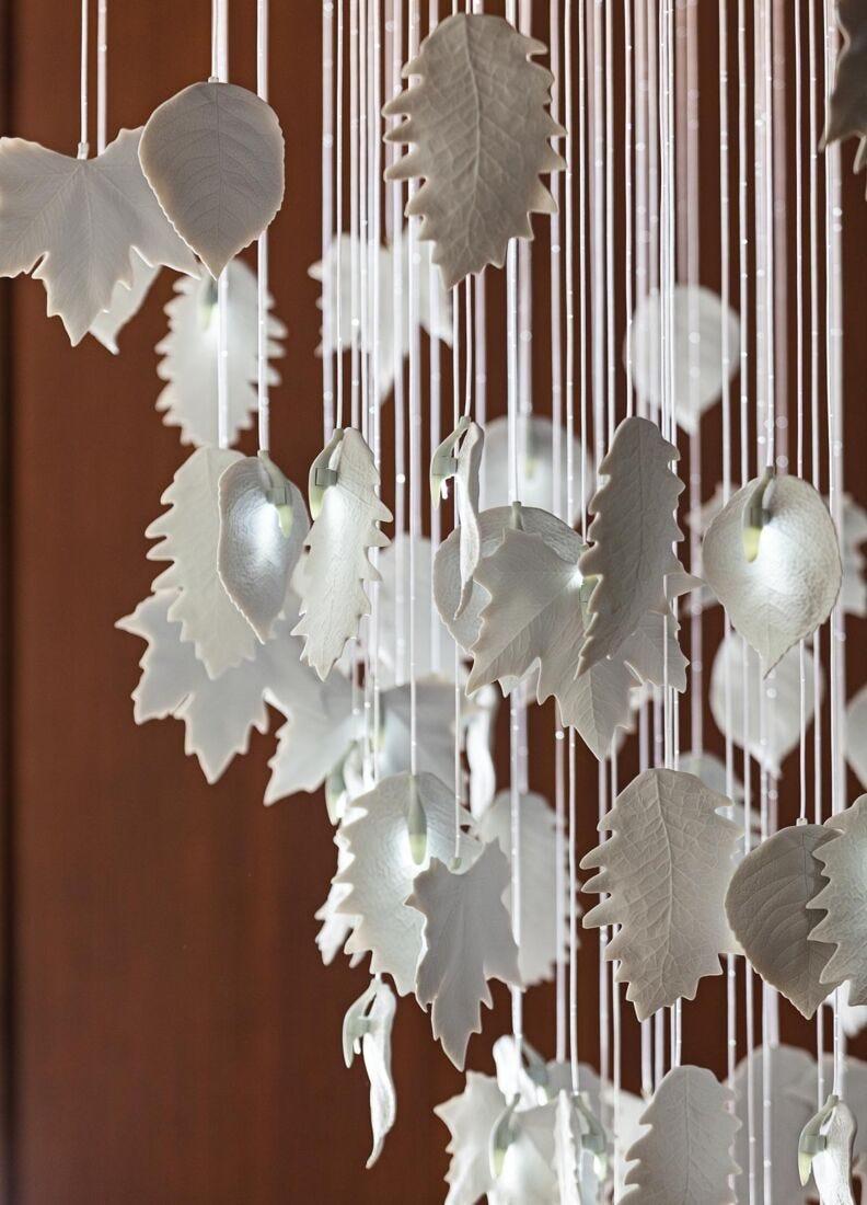 Lladro Chandelier Magic Forest 0 80 M (CE/UK). Blanco