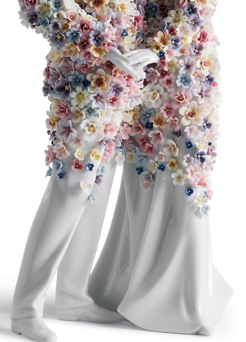 Lladro Escultura Amor III (flores)