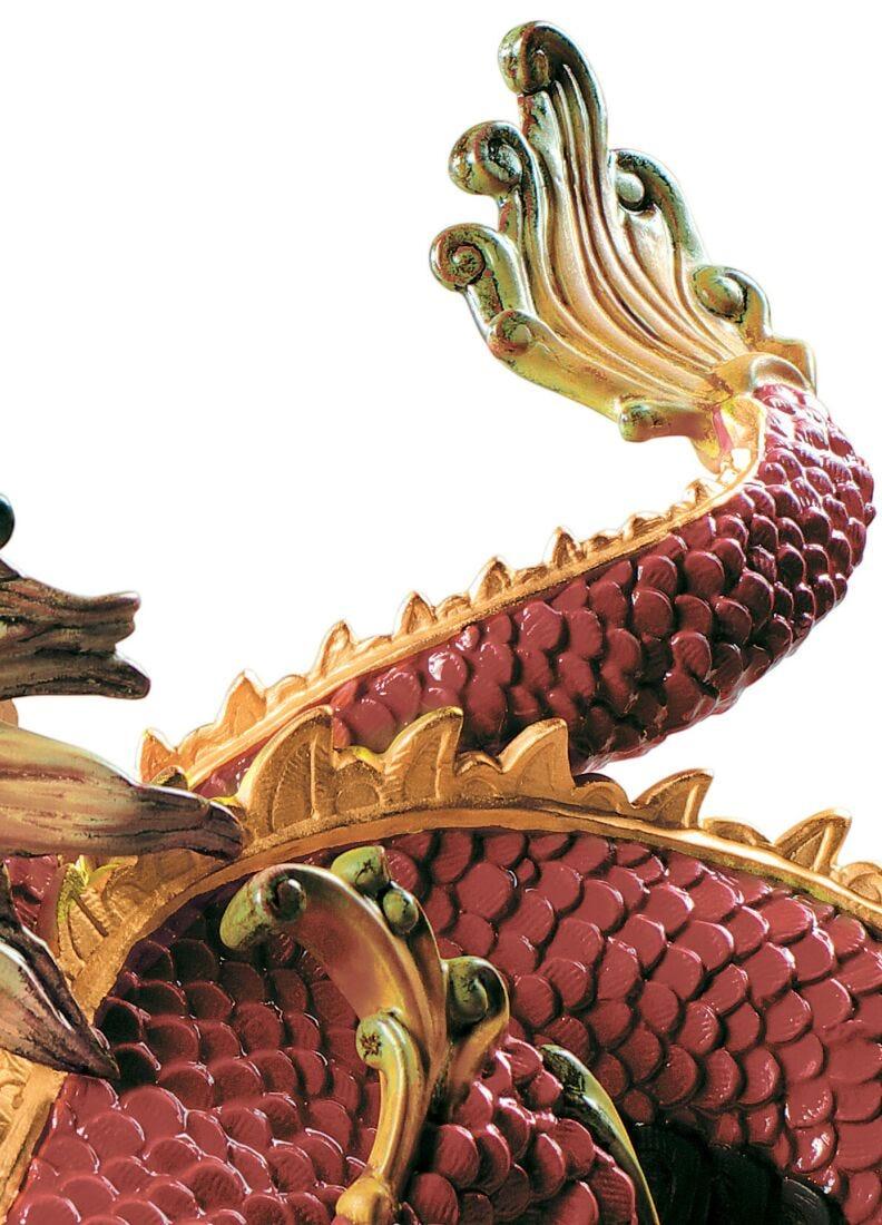 Lladro Escultura Dragón Solemne