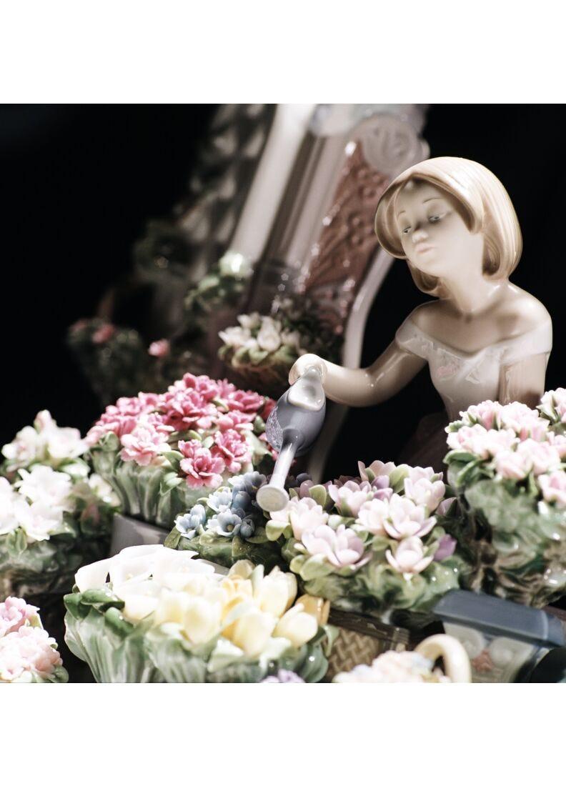 Lladro Escultura Mujer Florecer Romántico