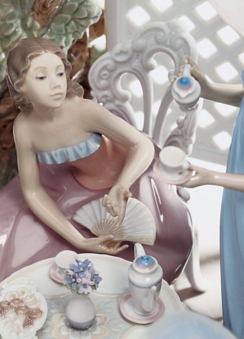 Lladro Escultura Mujeres El Té. Serie Limitada
