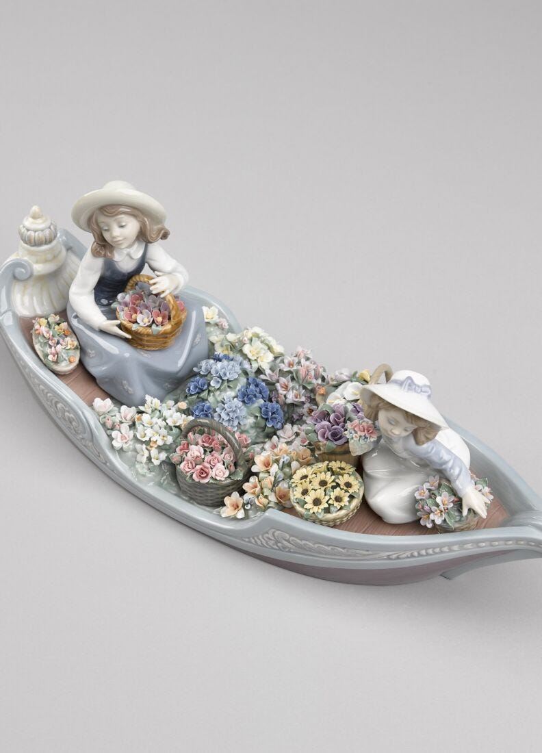 Lladro Escultura Niñas Puesto De Flores Fluvial