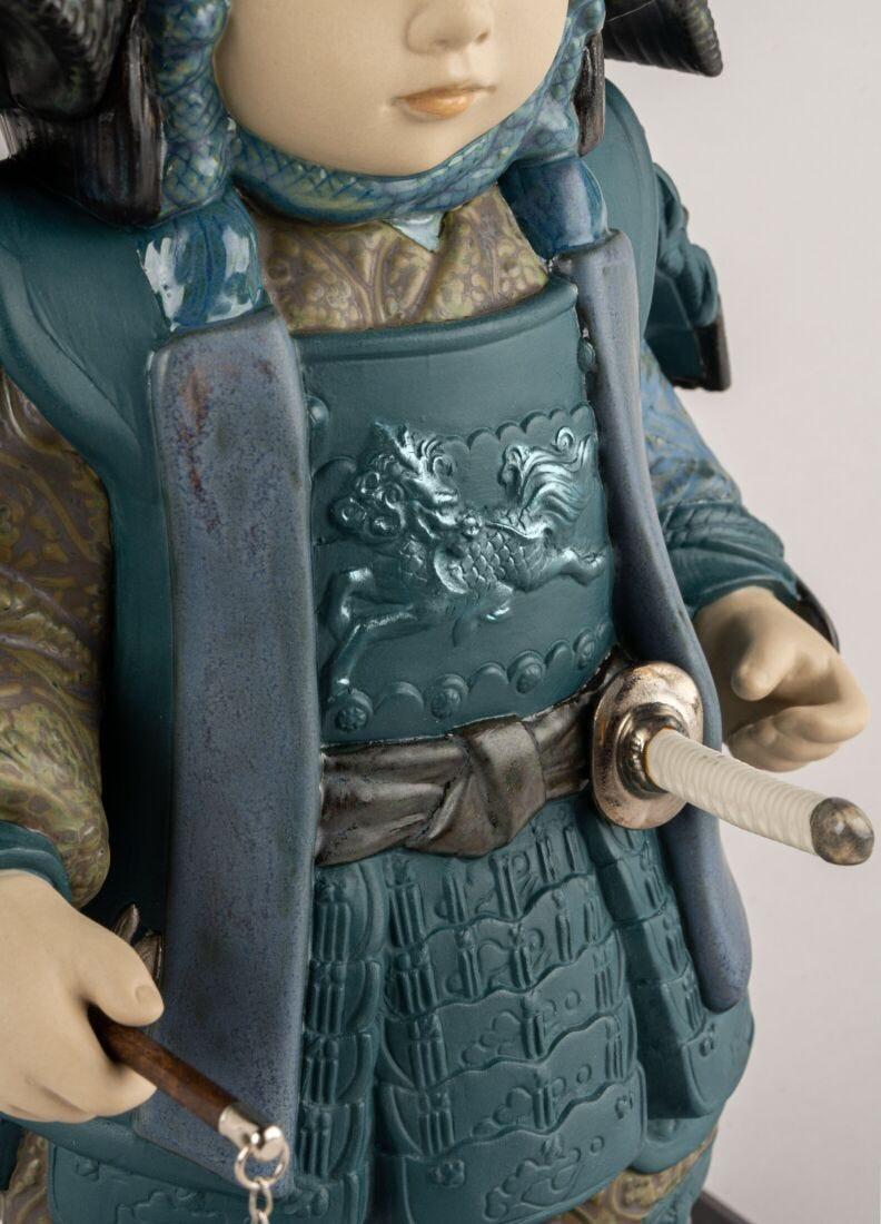 Lladro Escultura Niño Samurái. Serie Limitada