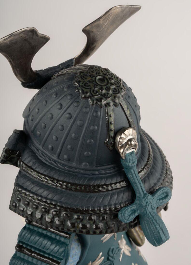 Lladro Escultura Niño Samurái. Serie Limitada