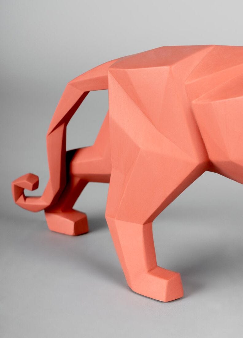 Lladro Escultura Pantera. Coral Mate