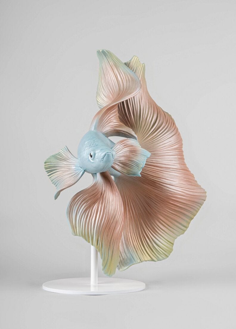 Lladro Escultura Pez Betta. Derecho