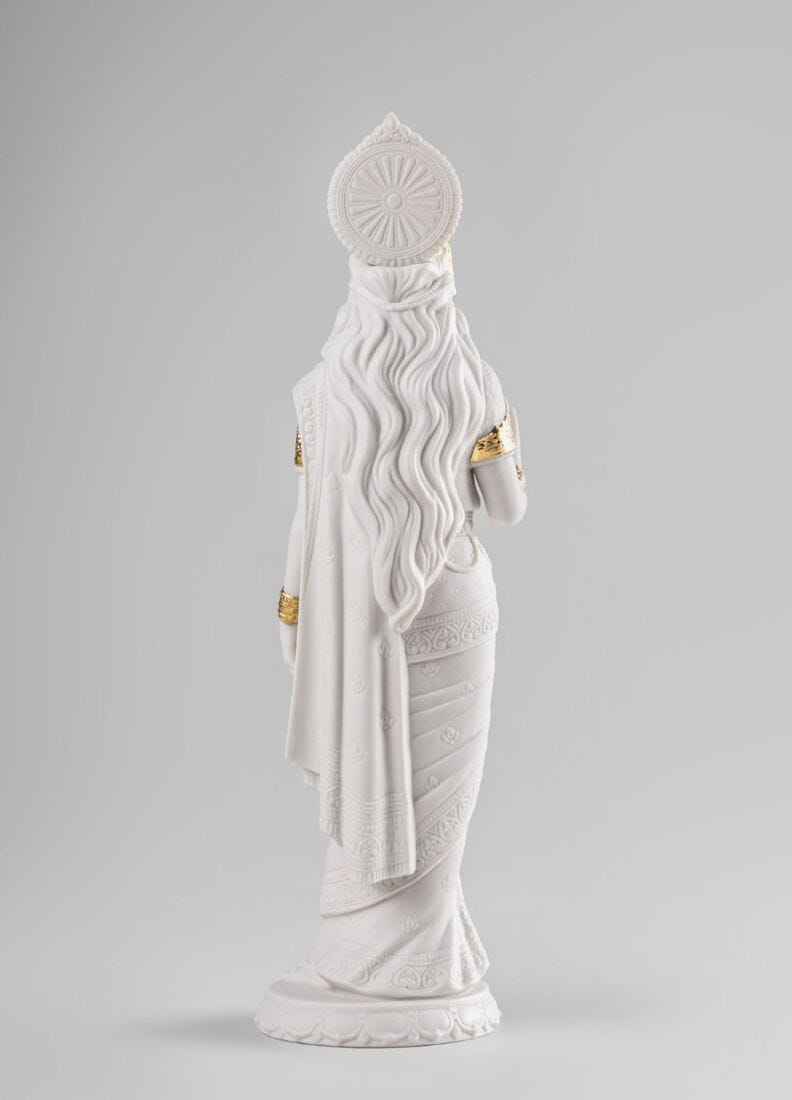 Lladro Escultura Sita. Lustre Oro