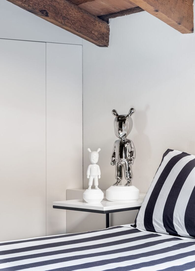 Lladro Escultura The Silver Guest-Big