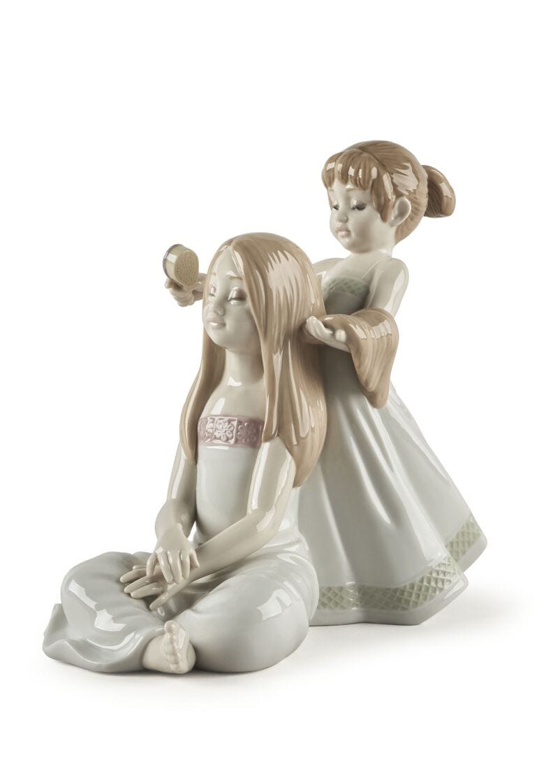 lladro Escultura Yo te peino