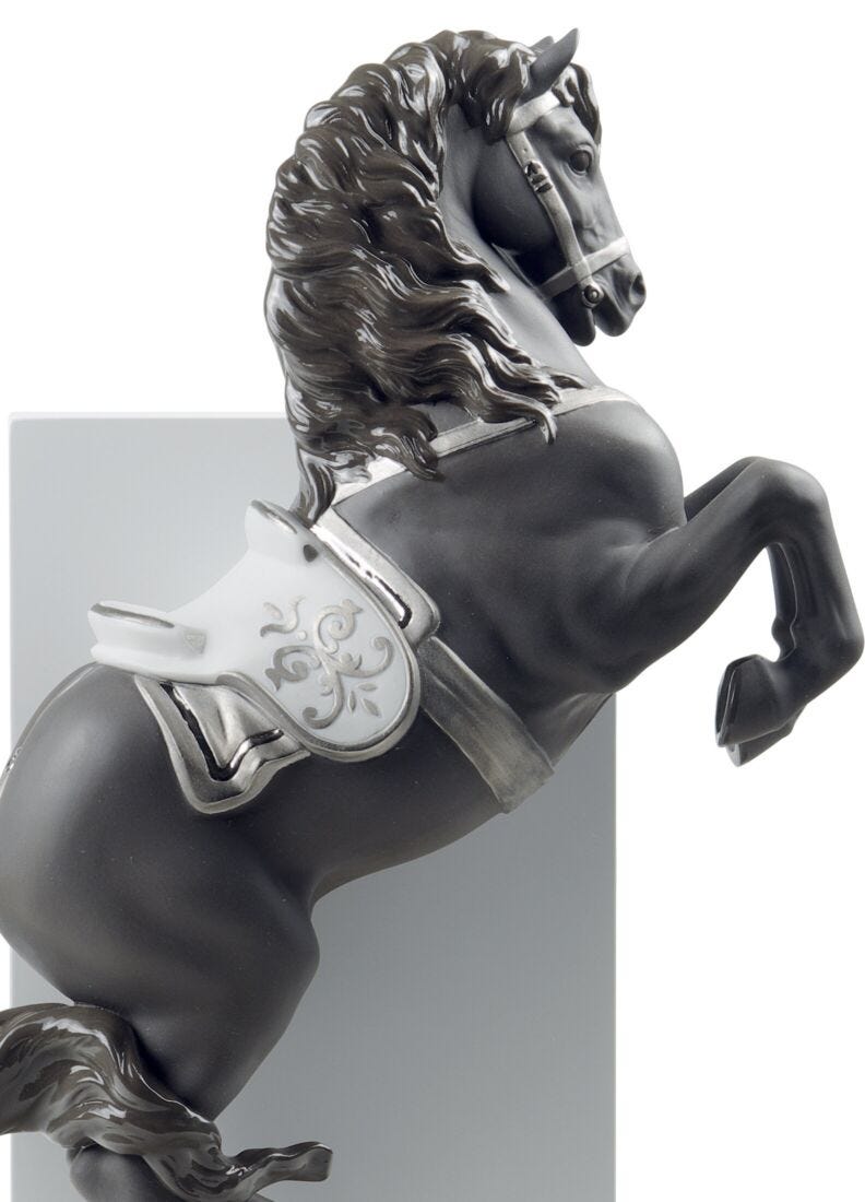 Lladro Figura Caballo En Courbette. Lustre Plata