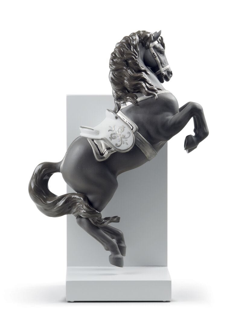 lladro Figura Caballo en courbette. Lustre plata