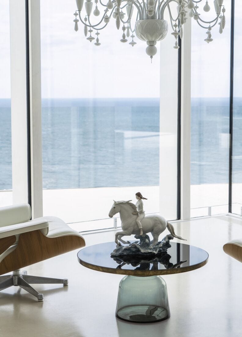 Lladro Figura Caballo Y Mujer Galope En El Mar