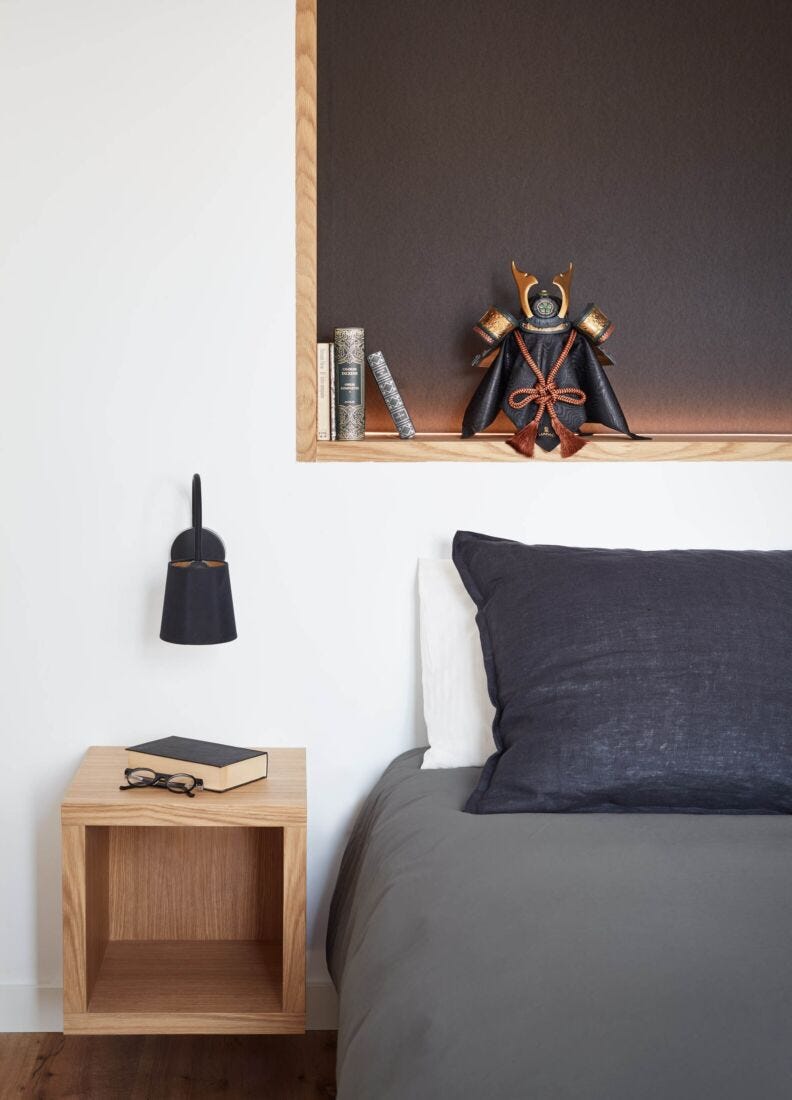 Lladro Figura Casco Samurái Naranja