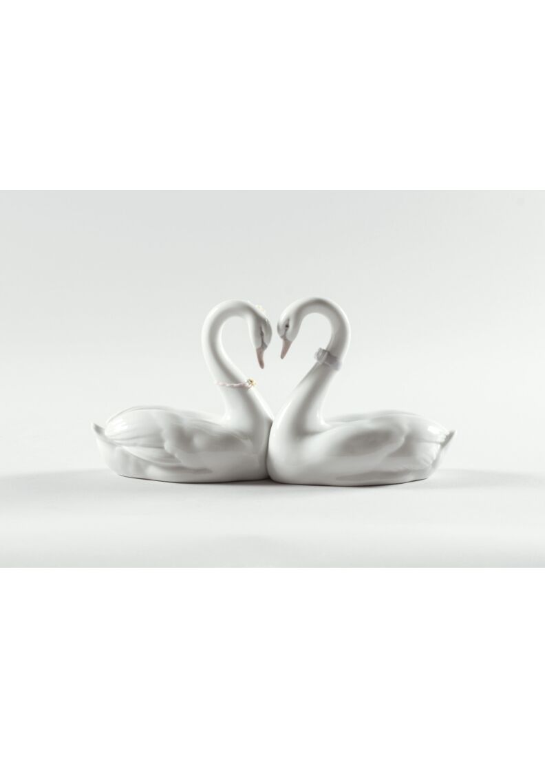 Lladro Figura Cisnes Corazón Blanco