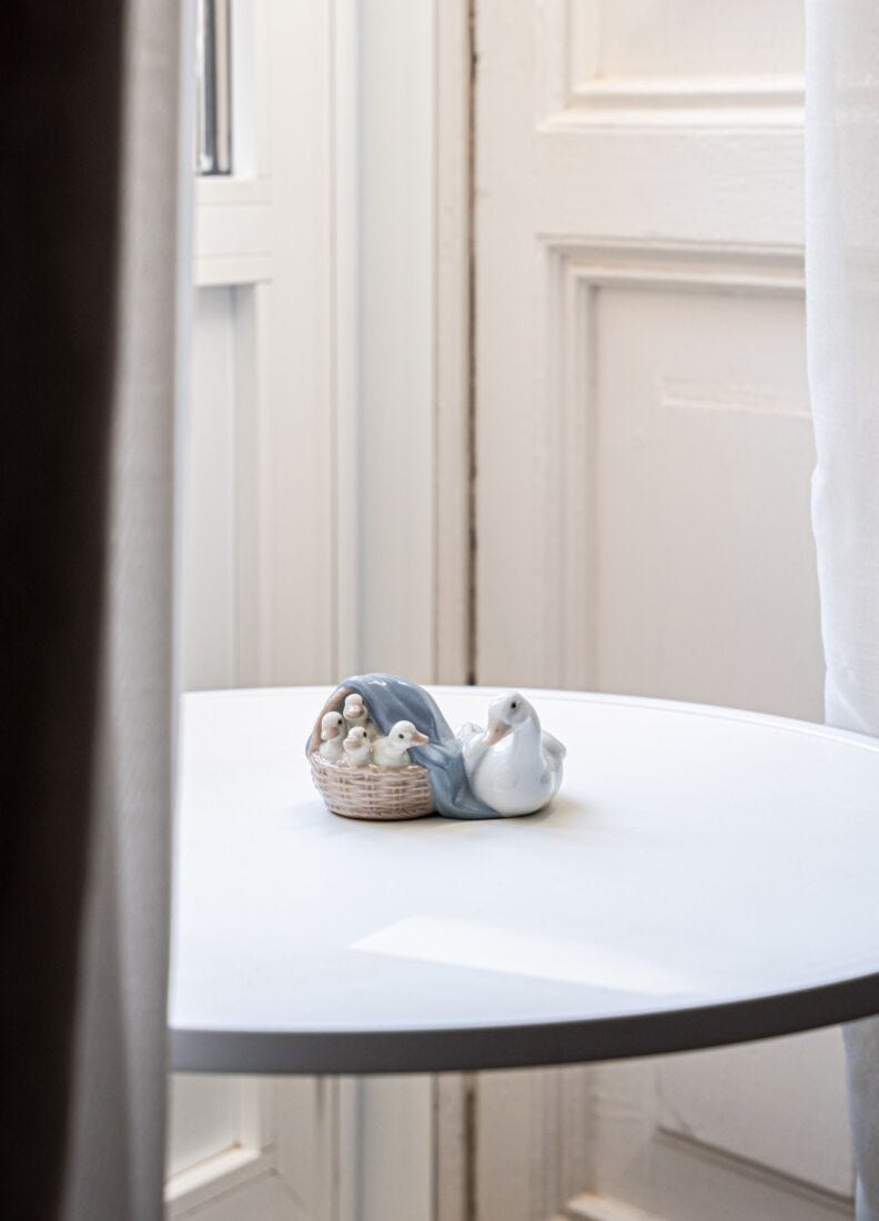 Lladro Figura Cría De Patos