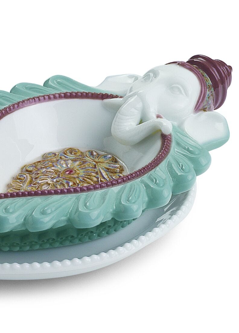 Lladro Figura Diya Ganesha
