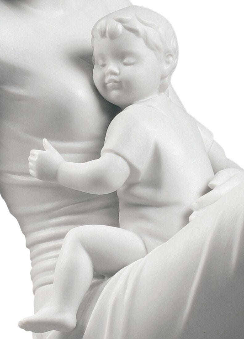 Lladro Figura El Amor De Una Madre. Blanco Mate
