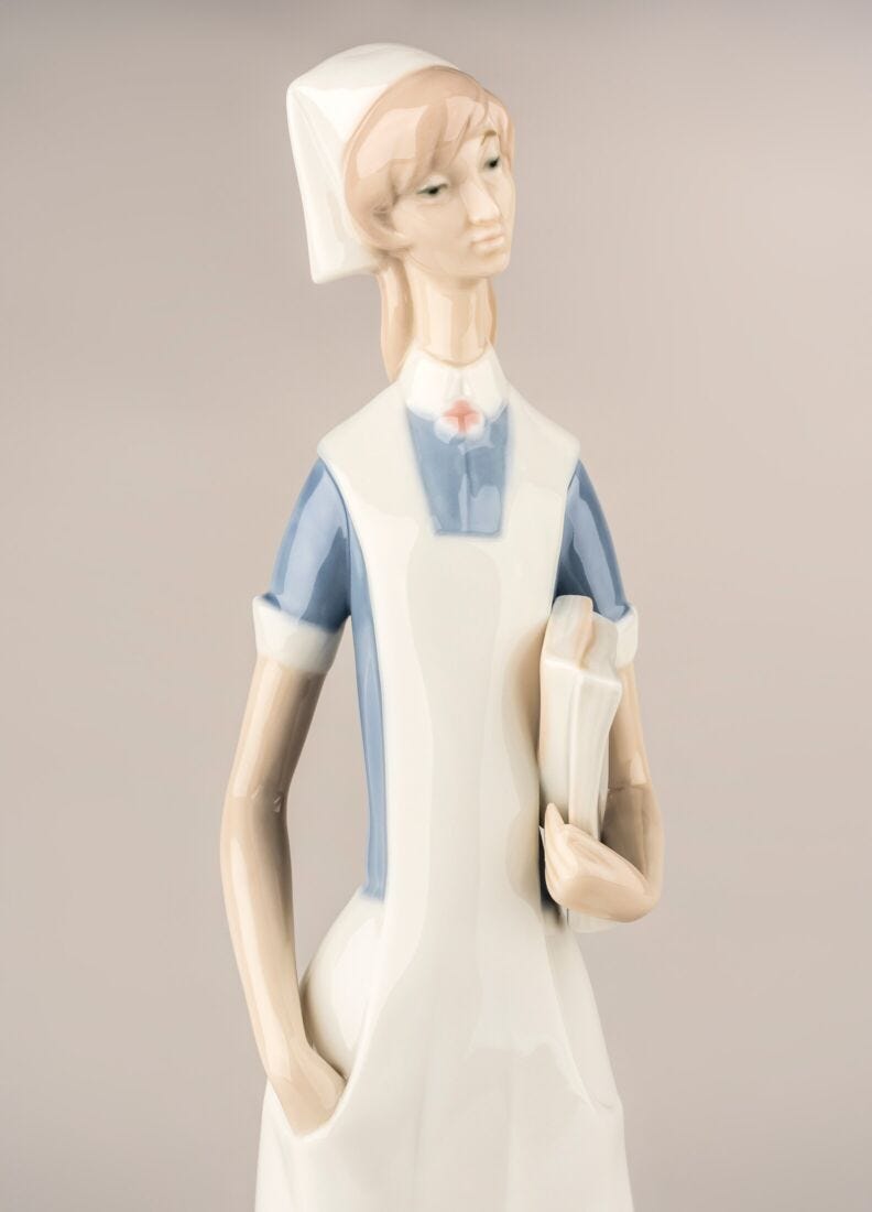 Lladro Figura Enfermera