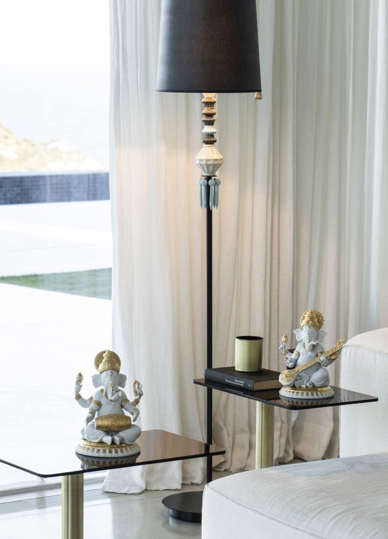 Lladro Figura Ganesha Con Mridangam. Lustre Oro