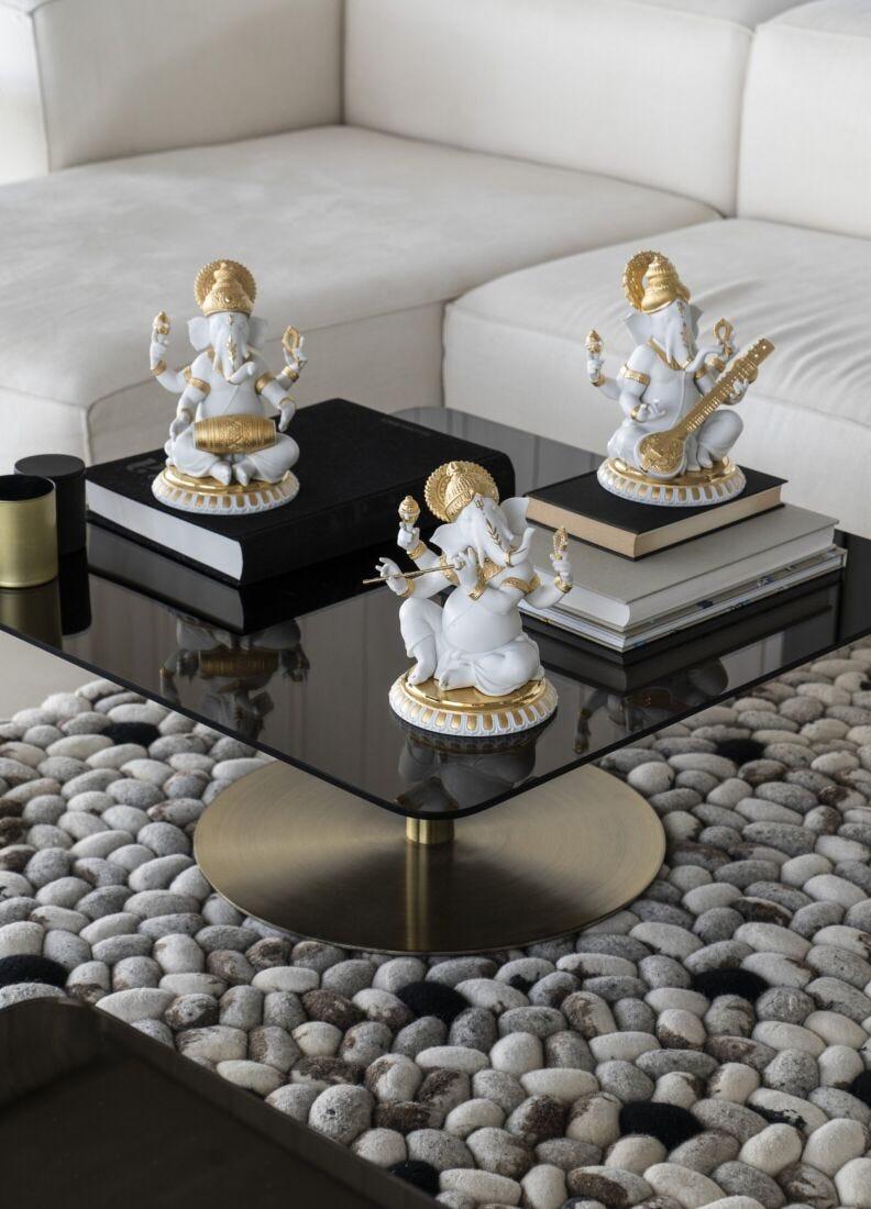 Lladro Figura Ganesha Con Mridangam. Lustre Oro