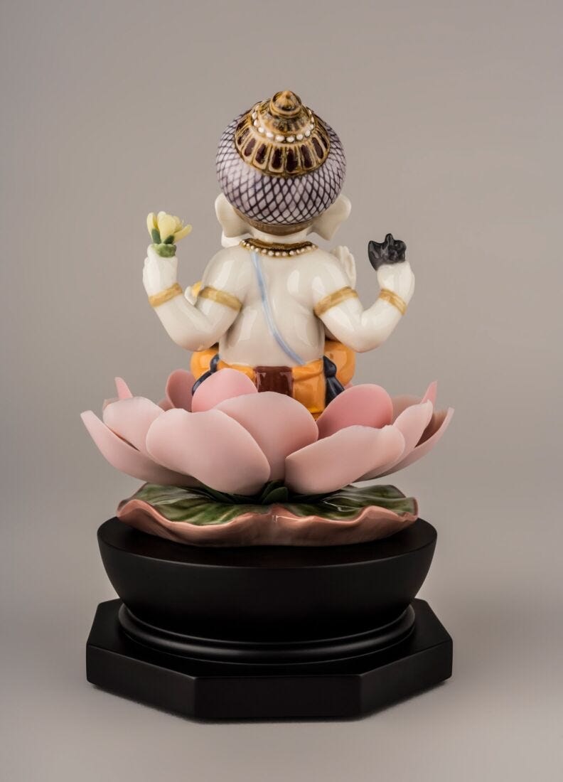 Lladro Figura Ganesha Sobre Loto