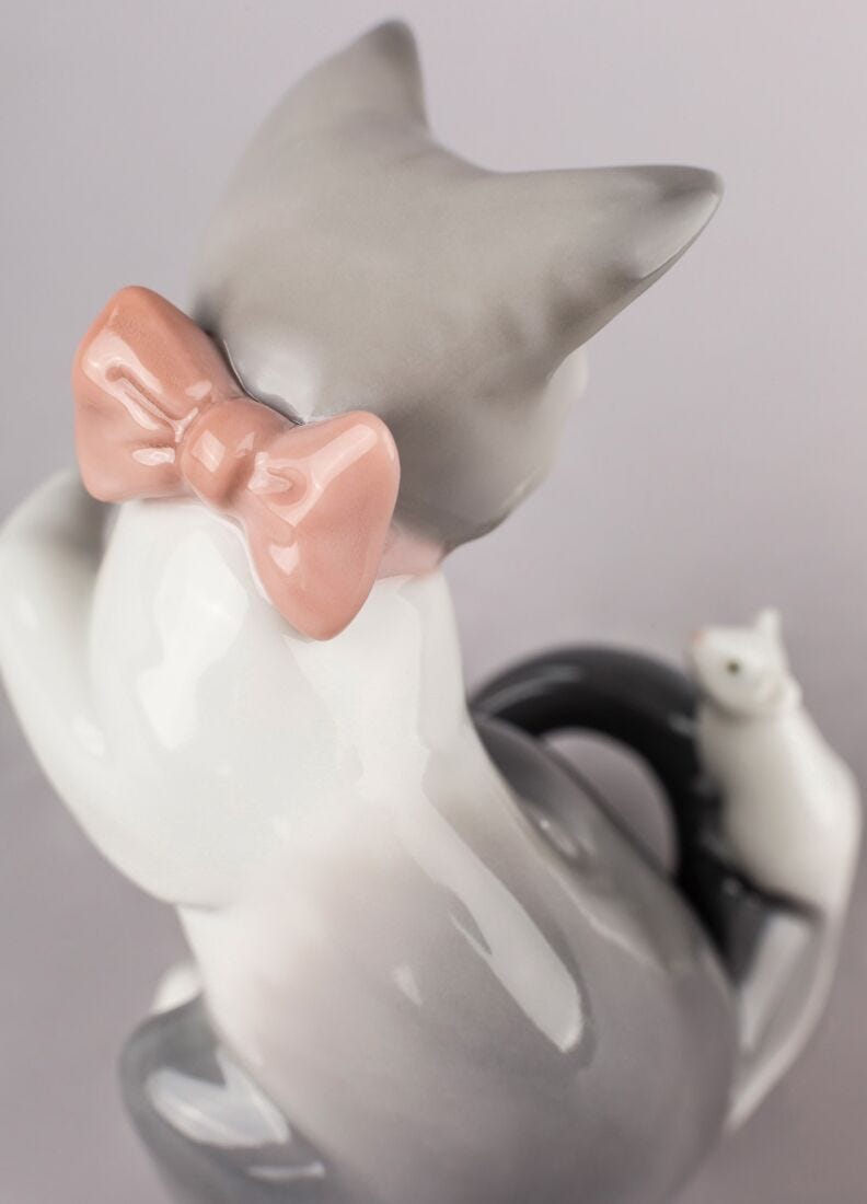 Lladro Figura Gatito Pasmado