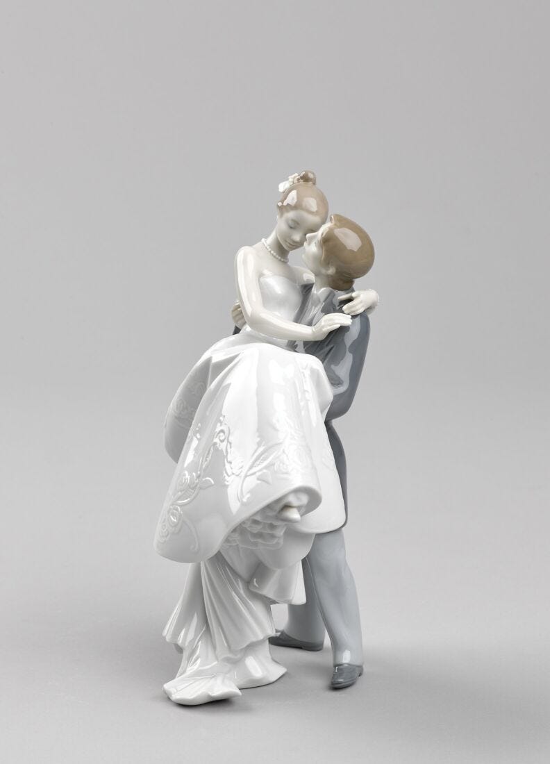 Lladro Figura Joven Pareja El Día Más Feliz